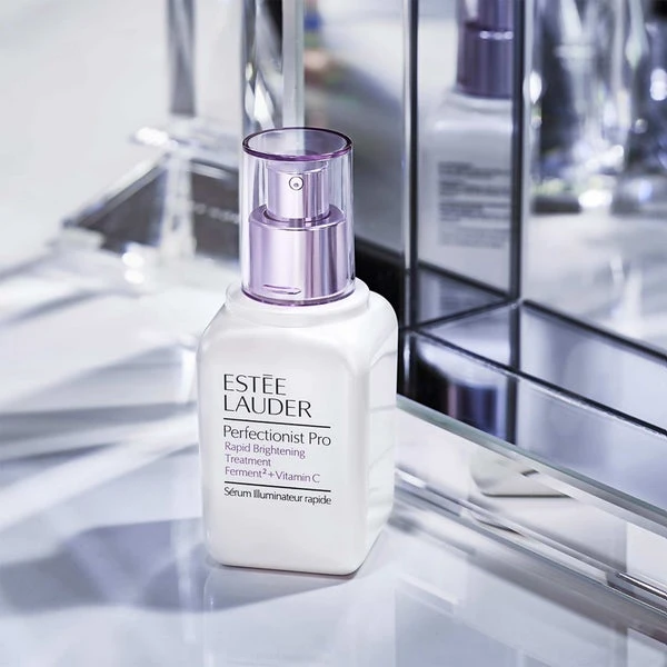 Estee Lauder Estée Lauder Perfectionist Pro Rapid Brightening Treatment With Ferment² + Vitamin C 4 Estee Lauder Estée Lauder Perfectionist Pro Rapid Brightening Treatment With Ferment² + Vitamin C - Image 2
