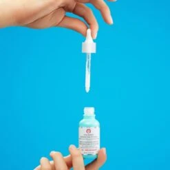 First Aid Beauty Facial Radiance Niacinamide Dark Spot Serum 28.3g 9 First Aid Beauty Facial Radiance Niacinamide Dark Spot Serum 28.3g -Elizabeth Arde Shop 12755127 1604838665395525