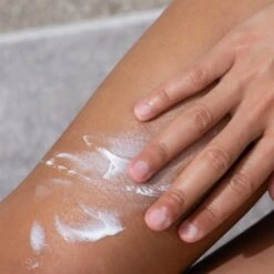 KORRES Vanilla Blossom Elasti-Smooth Body Butter 125ml 7 KORRES Vanilla Blossom Elasti-Smooth Body Butter 125ml -Elizabeth Arde Shop 12933718 1114975244597076