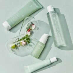 Caudalie Vinopure Natural Salicylic Acid Pore Minimising Toner 200ml 15 Caudalie Vinopure Natural Salicylic Acid Pore Minimising Toner 200ml -Elizabeth Arde Shop 13209086 1054882458493572