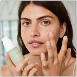 Caudalie Vinopure Natural Salicylic Acid Pore Minimising Serum 30ml -Elizabeth Arde Shop 13209087 4634889367139335