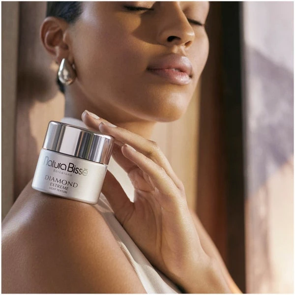 Natura Bissé Diamond Extreme Light Texture 50ml 8 Natura Bissé Diamond Extreme Light Texture 50ml - Image 6