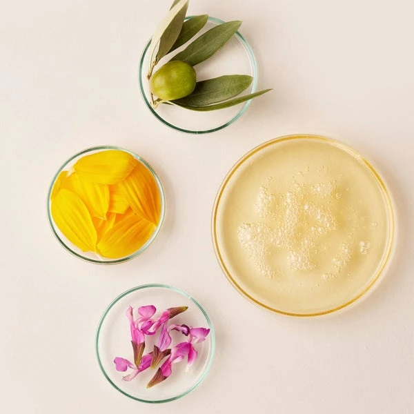 ISDIN ISDINCEUTICS Essential Cleansing Hydrating And Effective Oil Makeup Remover Oil Cleanser 6.76 Fl. Oz 8 ISDIN ISDINCEUTICS Essential Cleansing Hydrating And Effective Oil Makeup Remover Oil Cleanser 6.76 Fl. Oz - Image 6